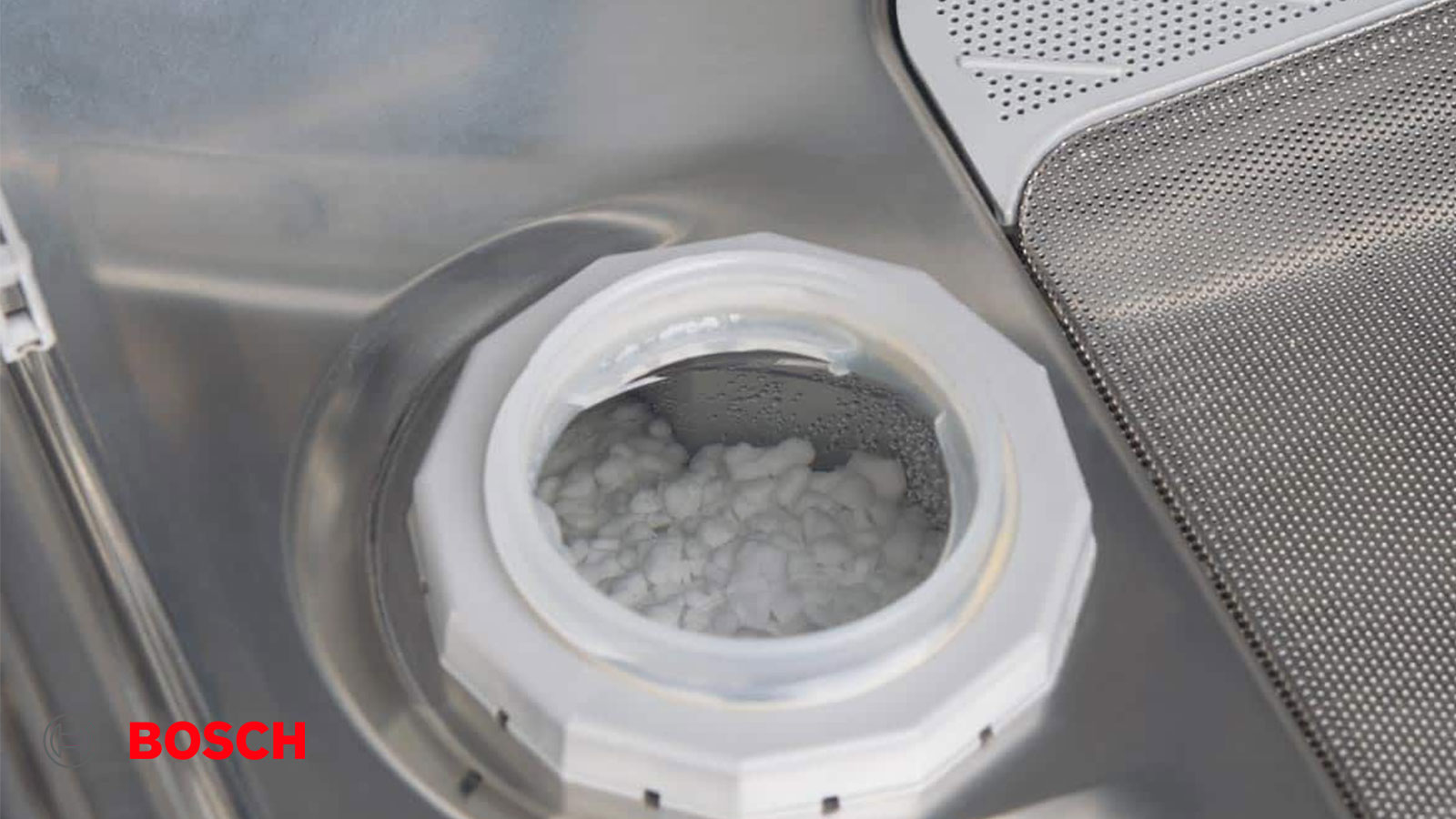 دلایل روشن شدن چراغ نمک ماشین ظرفشویی بوش