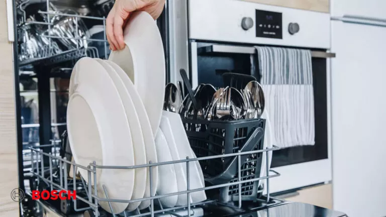 دلایل خشک نشدن ظروف در ماشین ظرفشویی بوش