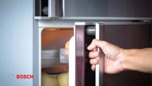 4 علت روشن شدن آلارم یخچال فریزر بوش