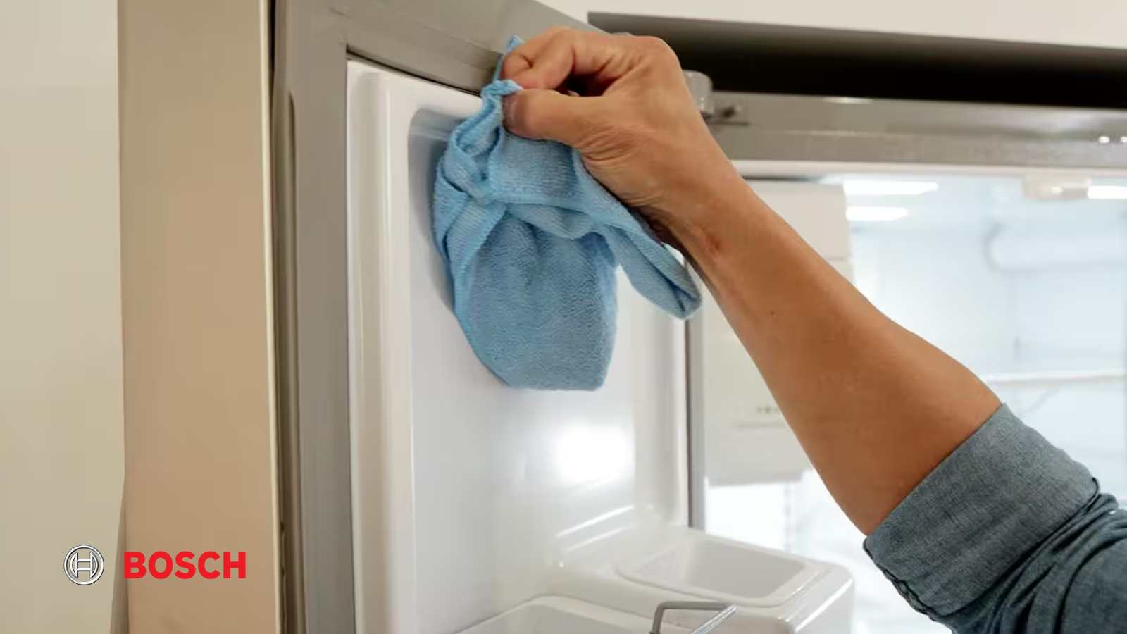 موارد مورد نیاز برای تمیز کردن لاستیک دور درب یخچال