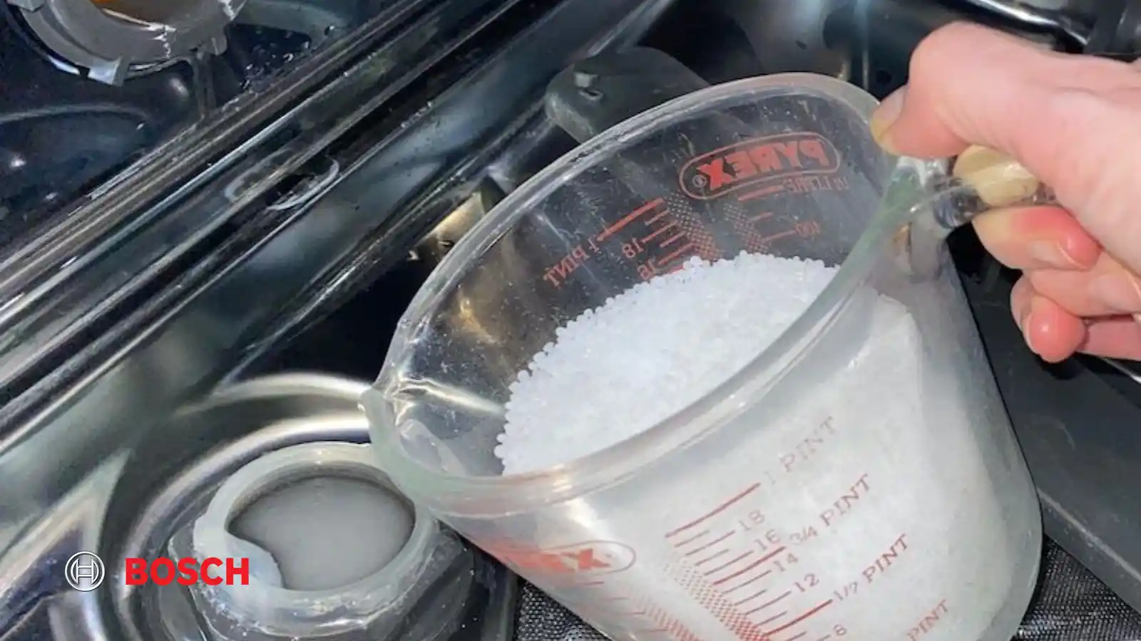 انواع نمک‌های مناسب برای ماشین ظرفشویی بوش